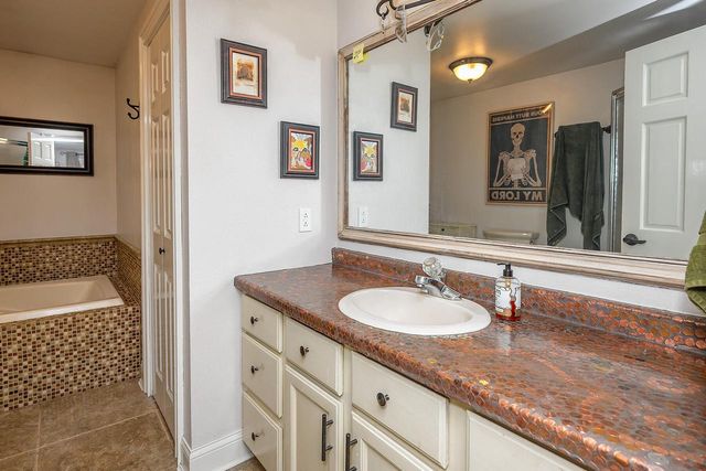 W5594 Briarwood ROAD, Elkhorn, WI 53121