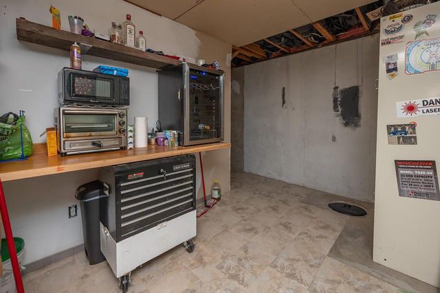 W5594 Briarwood ROAD, Elkhorn, WI 53121