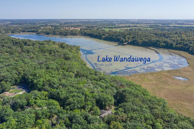 W5594 Briarwood ROAD, Elkhorn, WI 53121