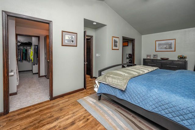 W5594 Briarwood ROAD, Elkhorn, WI 53121