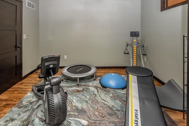 W5594 Briarwood ROAD, Elkhorn, WI 53121