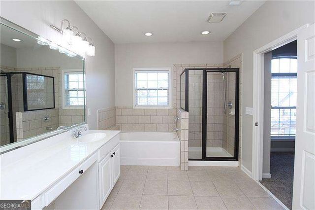 802 Glen Ivy, Marietta, GA 30062