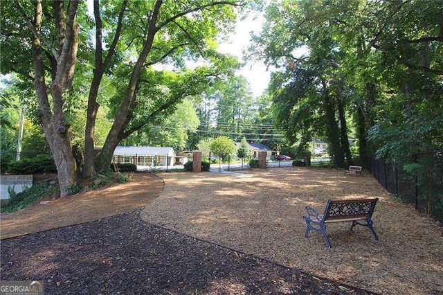 802 Glen Ivy, Marietta, GA 30062