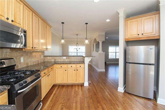 802 Glen Ivy, Marietta, GA 30062