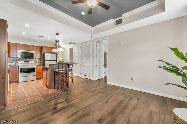 2455 West Serene Avenue 714, Las Vegas, NV 89123
