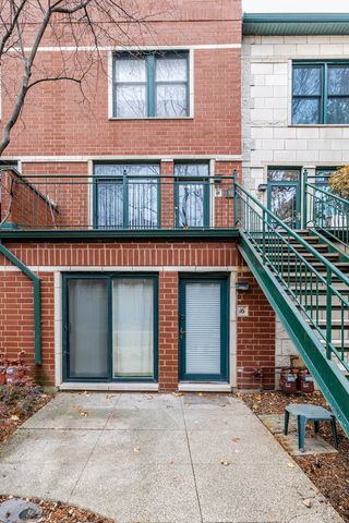 1812 S Federal Street 16, Chicago, IL 60616