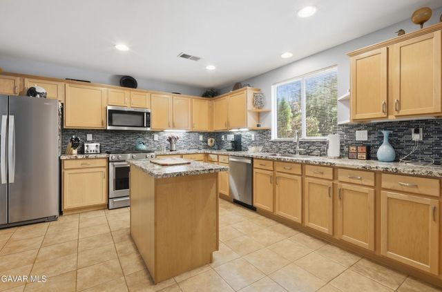 45713 Caledonia Court, Lancaster, CA 93534