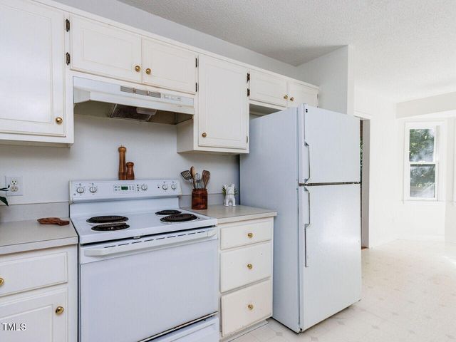 216 Deep Pool Ct. Court, Benson, NC 27504