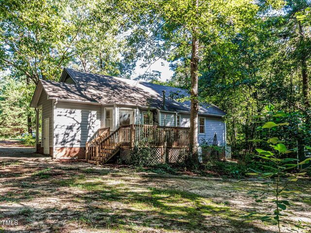 216 Deep Pool Ct. Court, Benson, NC 27504