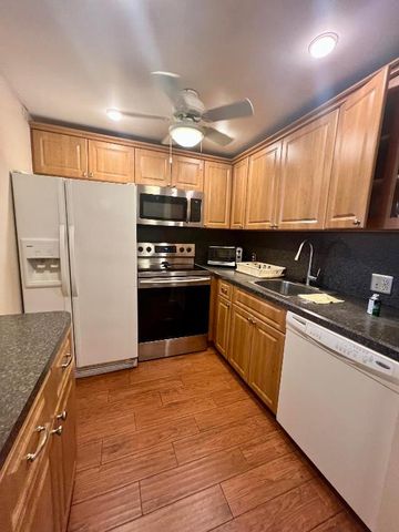 230 Suffolk F 230, Boca Raton, FL 33434