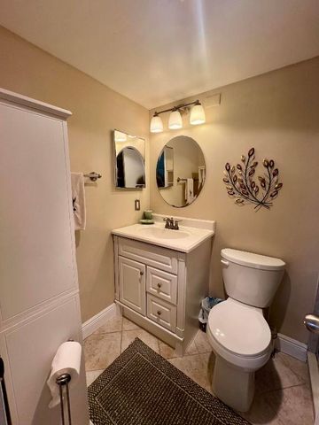 230 Suffolk F 230, Boca Raton, FL 33434