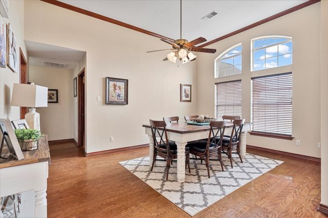 685 W Line Road, Whitesboro, TX 76273