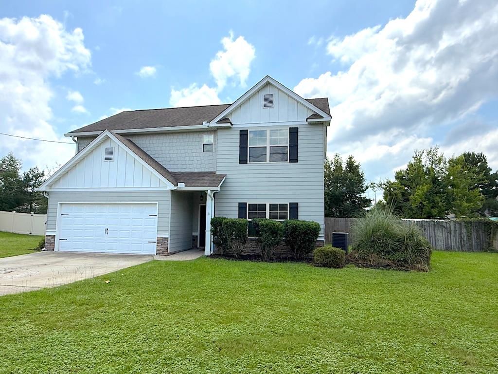 285 Owens Road, Fort Mitchell, AL 36856