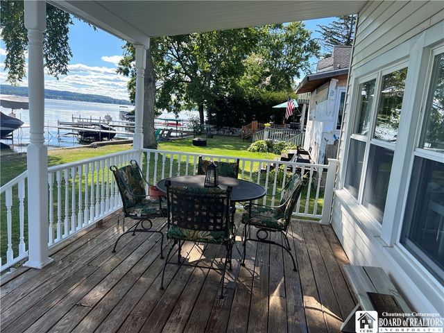 2737 Bentley Avenue, Ellicott, NY 14701