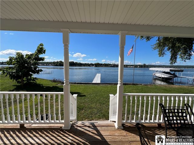 2737 Bentley Avenue, Ellicott, NY 14701