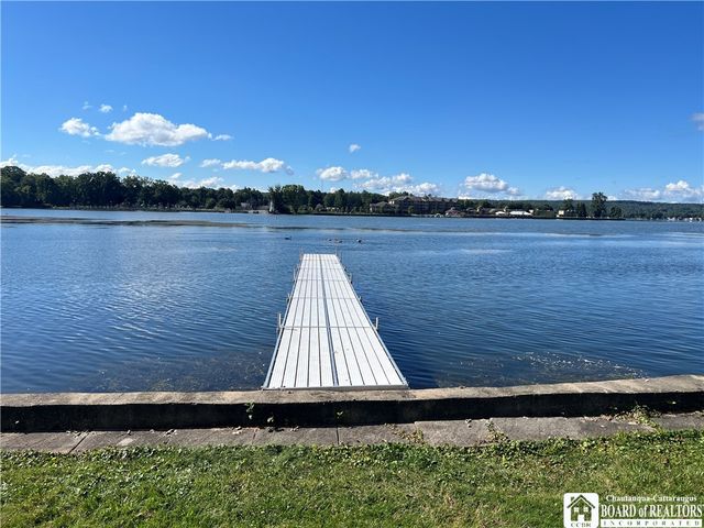 2737 Bentley Avenue, Ellicott, NY 14701