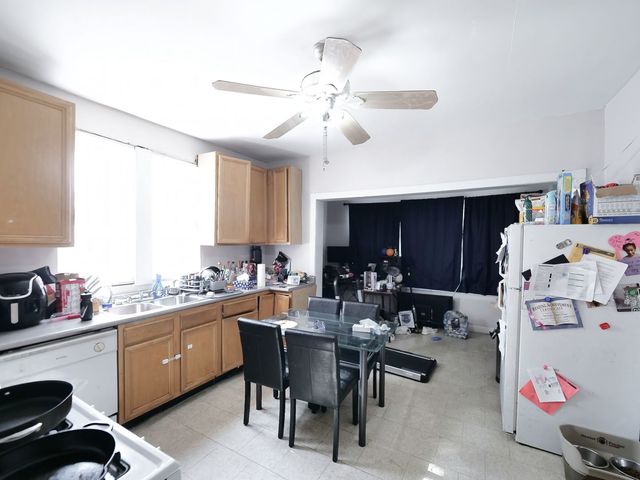 3601 W 58th Place, Chicago, IL 60629