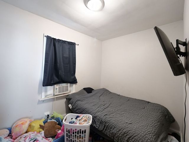 3601 W 58th Place, Chicago, IL 60629