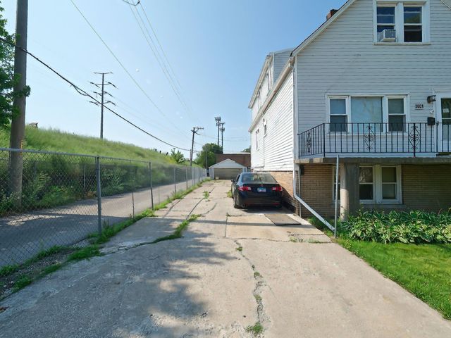 3601 W 58th Place, Chicago, IL 60629