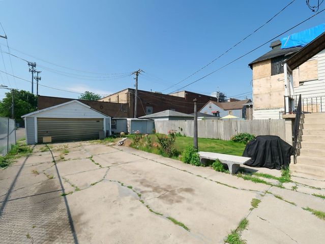 3601 W 58th Place, Chicago, IL 60629