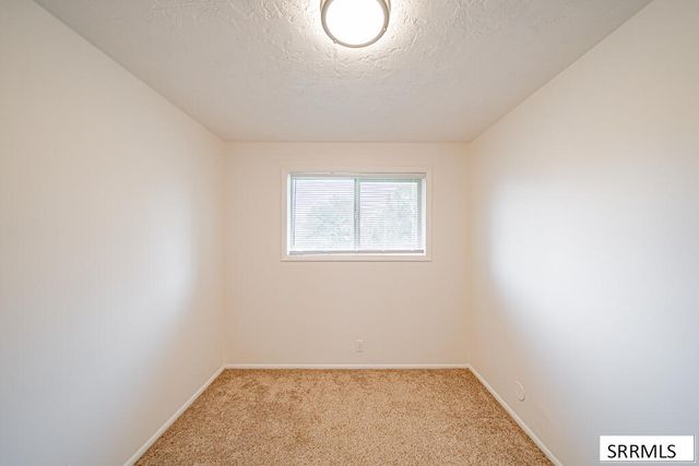 6764 Jennifer Lane, Idaho Falls, ID 83401