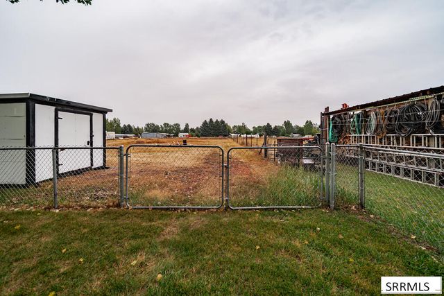 6764 Jennifer Lane, Idaho Falls, ID 83401