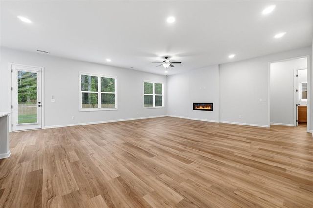 1317 Funny Cide Circle, Dacula, GA 30019