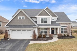 7900 Iron Horse Road, Monclova, OH 43542