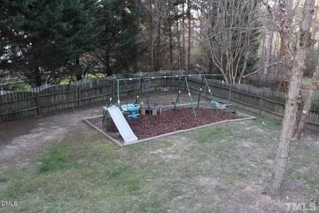 814 Bristol Blue Street, Apex, NC 27502