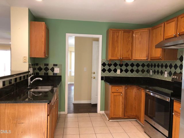 814 Bristol Blue Street, Apex, NC 27502