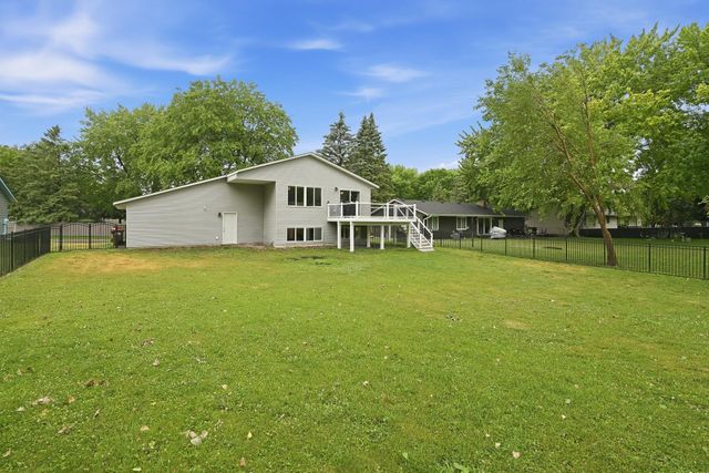 8923 Janero Avenue S, Cottage Grove, MN 55016