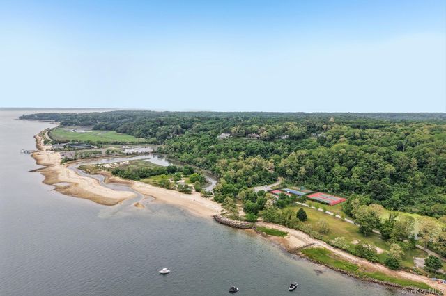 5 Mill Road, Lloyd Harbor, NY 11743