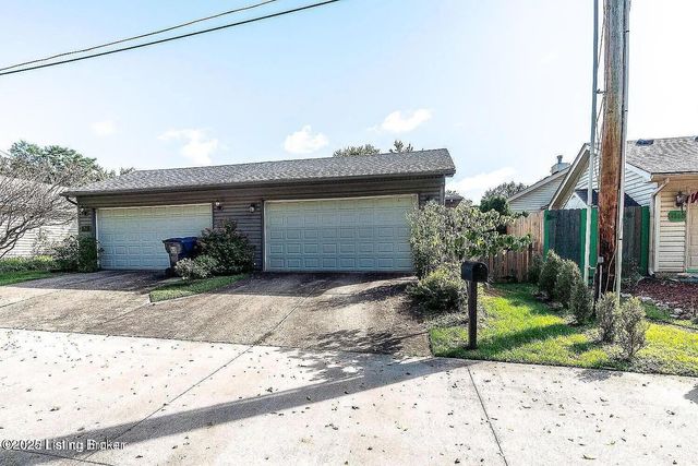 3148 Bushmill Park Park, Louisville, KY 40241