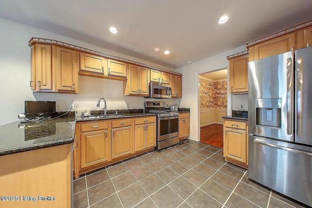 3148 Bushmill Park Park, Louisville, KY 40241