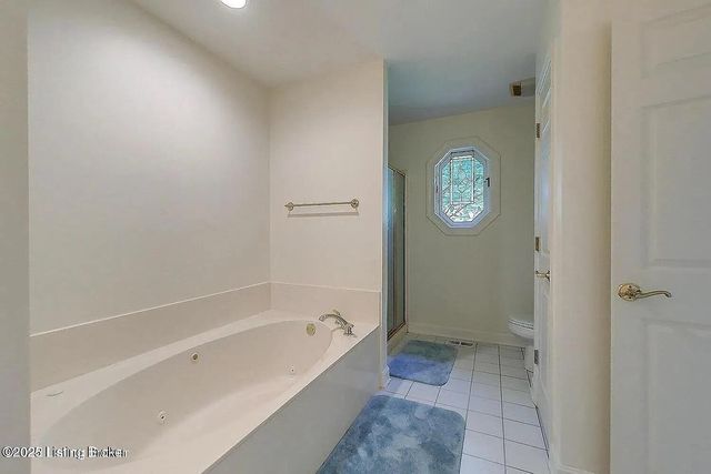 3148 Bushmill Park Park, Louisville, KY 40241