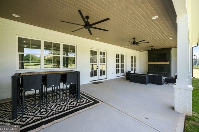 1526 Clover Lane, Bishop, GA 30621