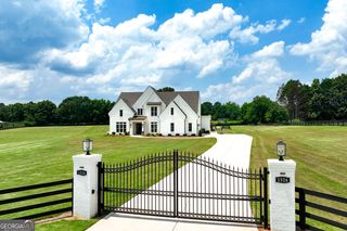 1526 Clover Lane, Bishop, GA 30621
