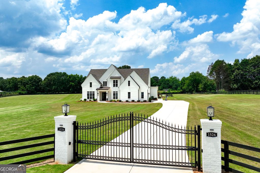 1526 Clover Lane, Bishop, GA 30621