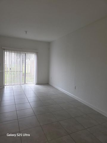 2347 NW 122 terr, Miami, FL 33167