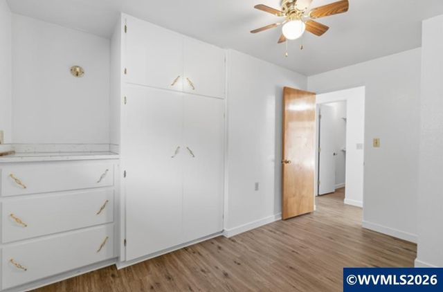 724 South Nebergall Lp NE, Albany, OR 97321