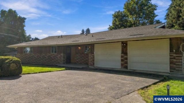 724 South Nebergall Lp NE, Albany, OR 97321
