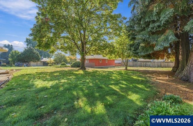 724 South Nebergall Lp NE, Albany, OR 97321