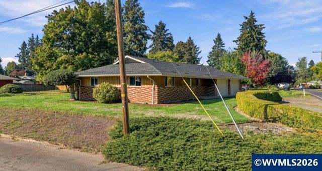 724 South Nebergall Lp NE, Albany, OR 97321