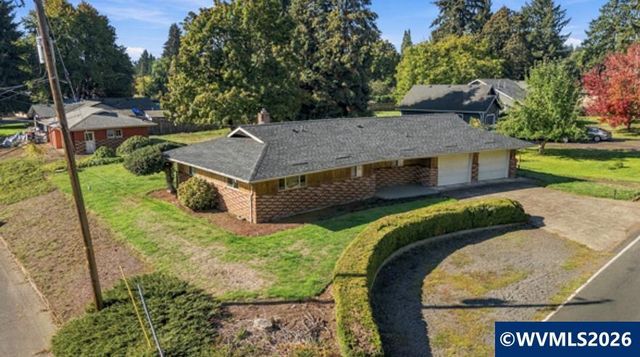 724 South Nebergall Lp NE, Albany, OR 97321