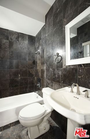 4915 El Canto Drive, Los Angeles, CA 90041