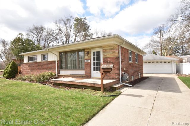 36685 Angeline Circle, Livonia, MI 48150