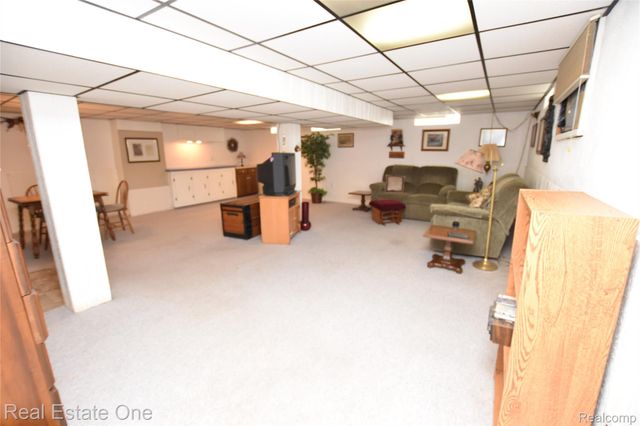 36685 Angeline Circle, Livonia, MI 48150