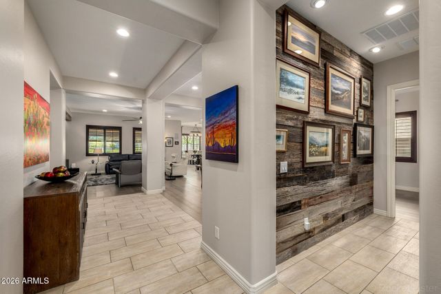 23114 N 45th Place, Phoenix, AZ 85050