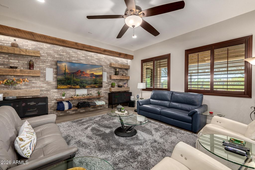 Image 17 of property listing at 23114 N 45th Place, Phoenix, AZ 85050