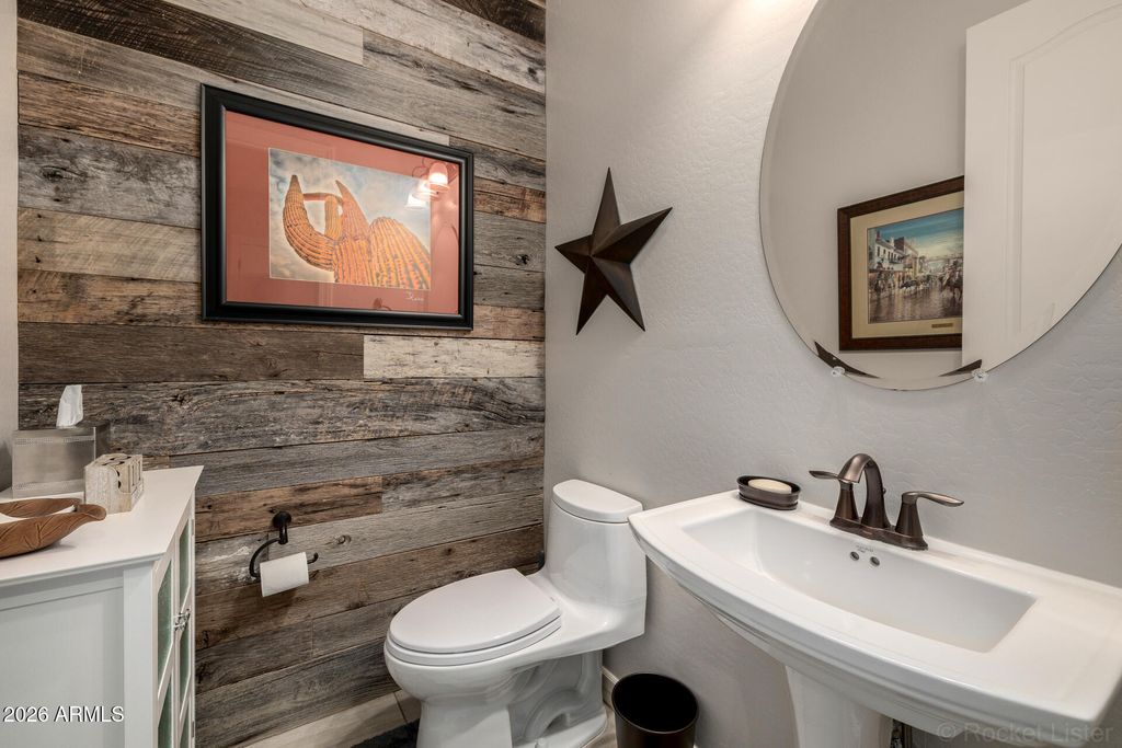 Image 30 of property listing at 23114 N 45th Place, Phoenix, AZ 85050